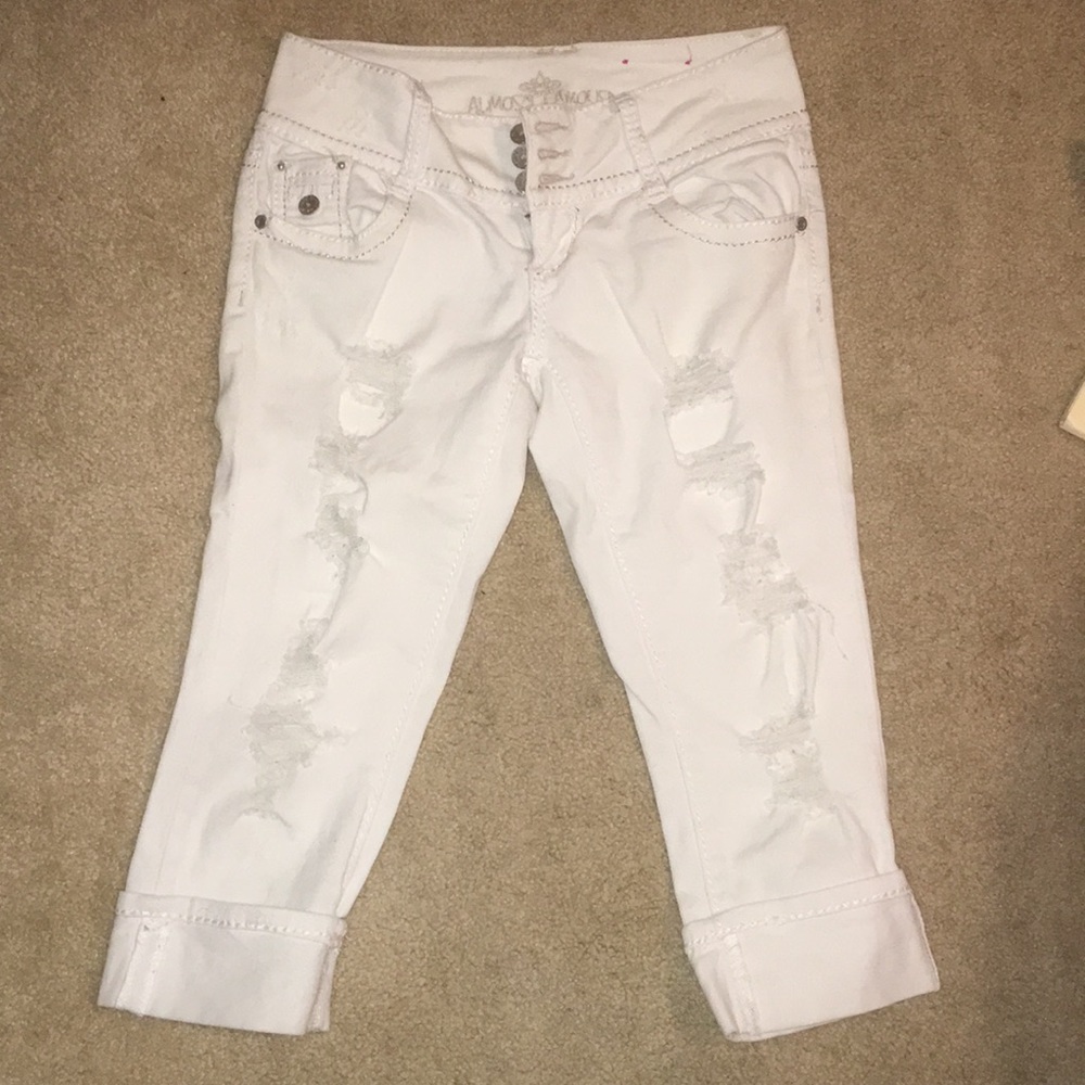 White ripped capri pants